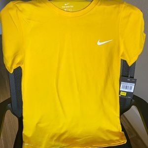Nike yellow xs dri-fit t-shirt